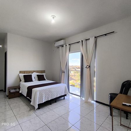 Hotel Almeida Correntina المظهر الخارجي الصورة